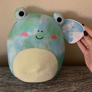 BNWT ferdie the blue tie die frog 7.5”